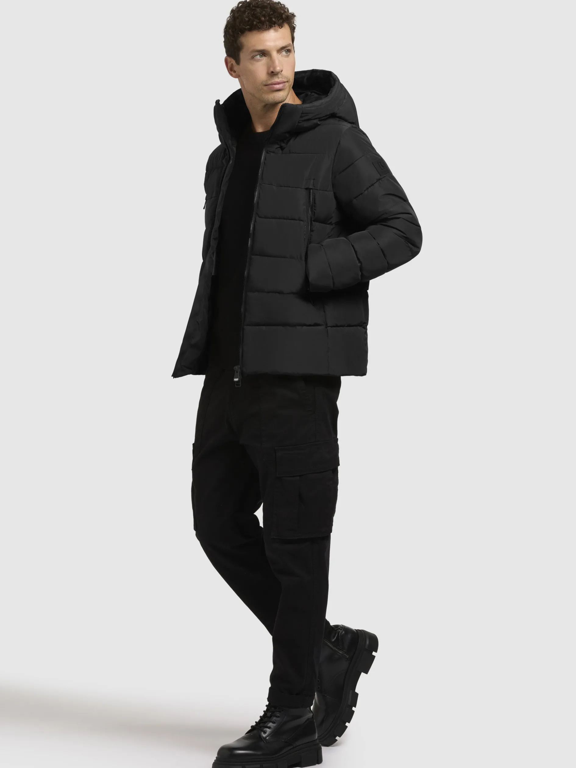 Jacke WOU Schwarz